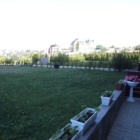 Апартаменты In Sunny Hill 3 *