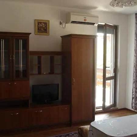 Апартаменты In Sunny Hill 3