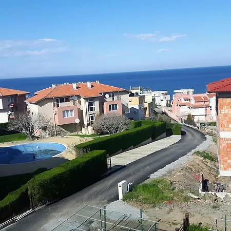 In Sunny Hill 3 Апартаменты Созополь