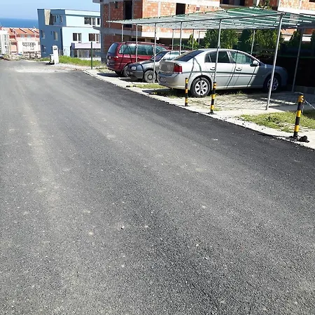 In Sunny Hill 3 Созополь